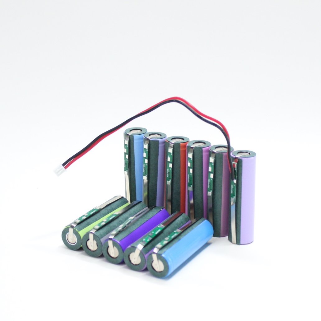Factory Supplier Power Battery with Accessories 18650 Battery 3.7v 6000mah Gua Bulk