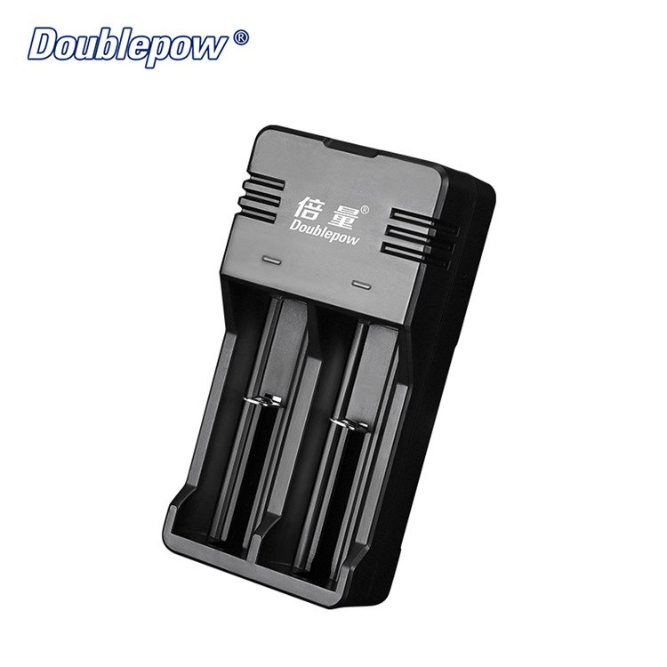 Universal 2-Slot USB Fast Charger 3.7v Lithium-ion Battery Adapter 18650 8650 10440 14500 16340 17650 18500 Battery Accessories