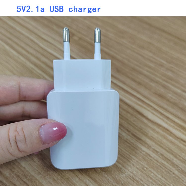 Factory Customization 5V2.1a Mobile Phone Charger Adapters Travel Socket Type UK/EU Plug Customizable Cell Phone Accessories