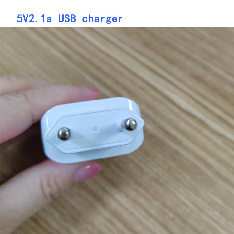 Factory Customization 5V2.1a Mobile Phone Charger Adapters Travel Socket Type UK/EU Plug Customizable Cell Phone Accessories