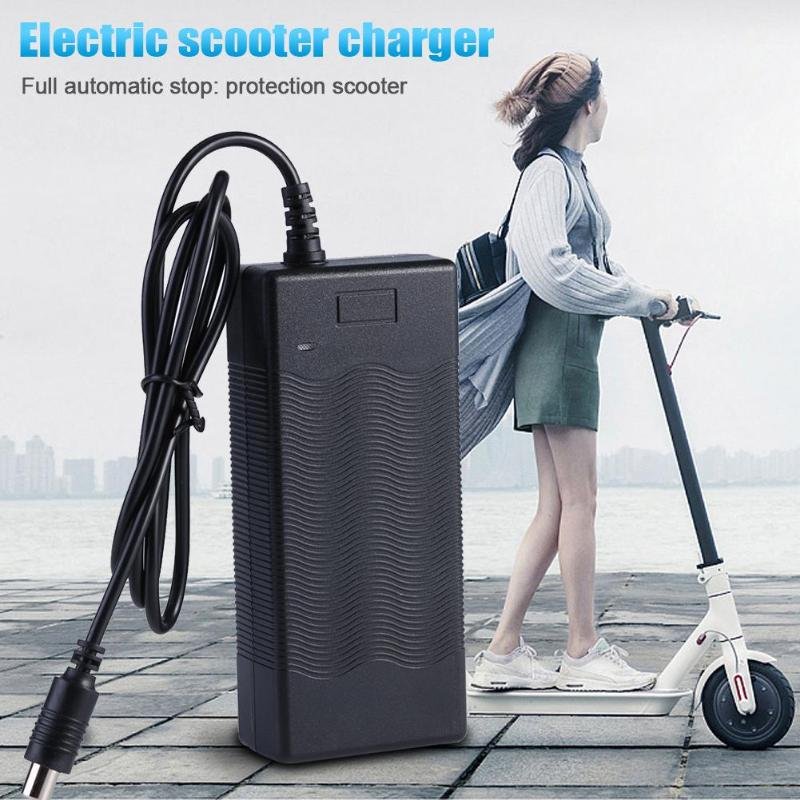 42V 2A Electric Scooter Battery Charger US / EU / UK/ AU Plug Charger for Cityneye M365 Scooter ES1 ES2 ES4 Electric Scooter Ce