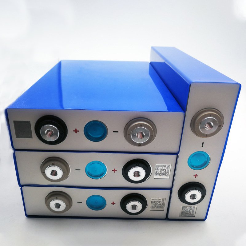 Grade A LF50k 3.2V Lifepo4 50Ah Prismatic lithium ion batteries Cells Rechargeable Lifepo4 50Ah With Accessories