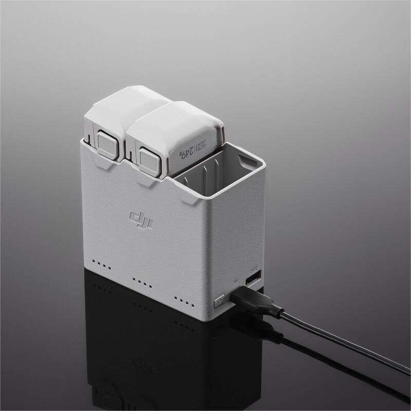 Mini 4 Pro/Mini 3 Series Two-Way Charging Hub for mini3 battery charge three batteries 30W USB-C Charger mobile power source
