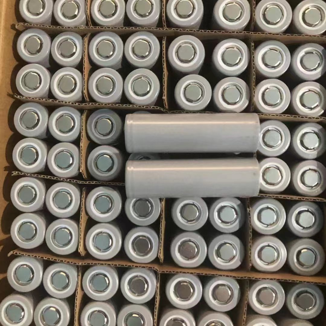 2022 Factory Direct 18650 Battery 1500mAh 2000mAh 2200mAh 2600mAh 3000mAh 3200mAh 3500mAh 3.7V NCM Lithium Li ion battery