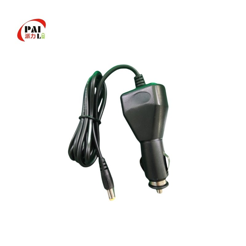 High Quality 12.6V1A Car Power Adapter Charger Premium Battery Accessories