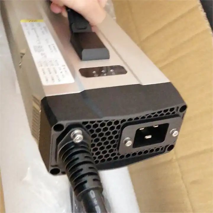 Instock Brand new CM13300 intelligent overcharge charger For P100/P80/V40/V50/P100 pro B13960S battery