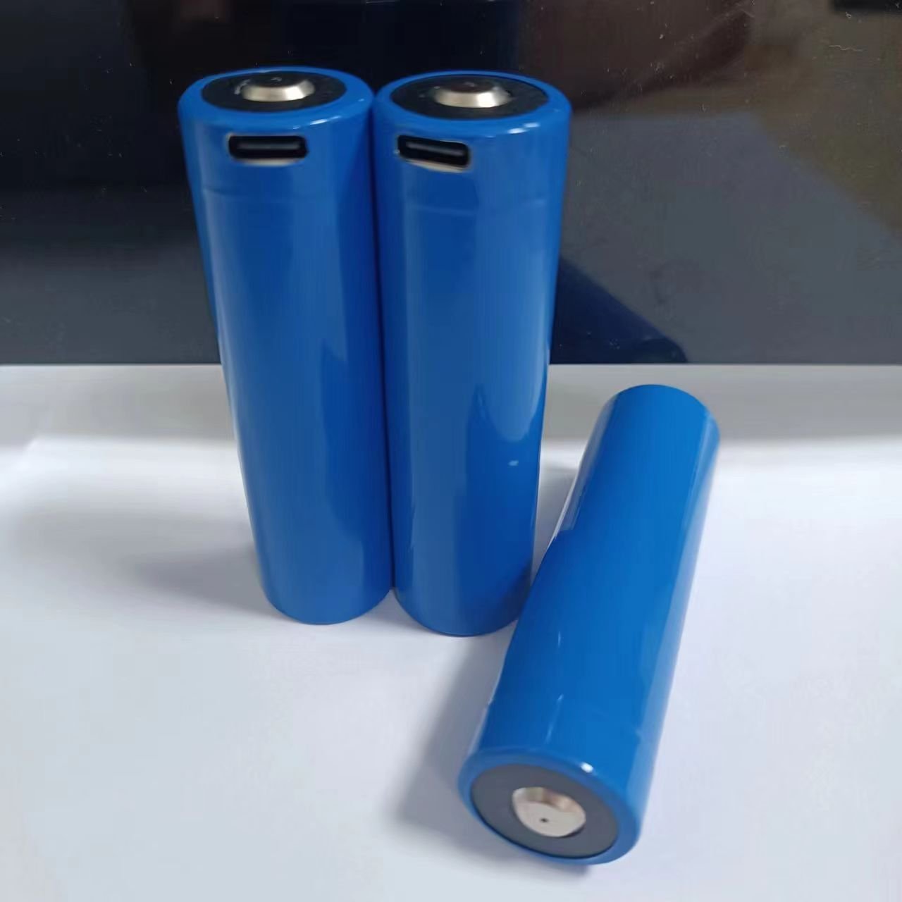 Support OEM 21700 3.7V 5000mAh USB Lithium-ion Rechargeable Battery for Flashlight Large Capacity USB-C Port Battery