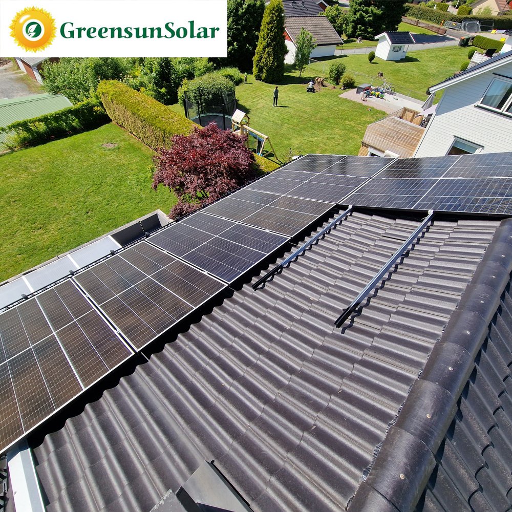 Deye three phase 380v hybrid solar BESS 50kw 40KW 30KW 25KW 20KW 15KW 10KW solar power system with HV lithium battery