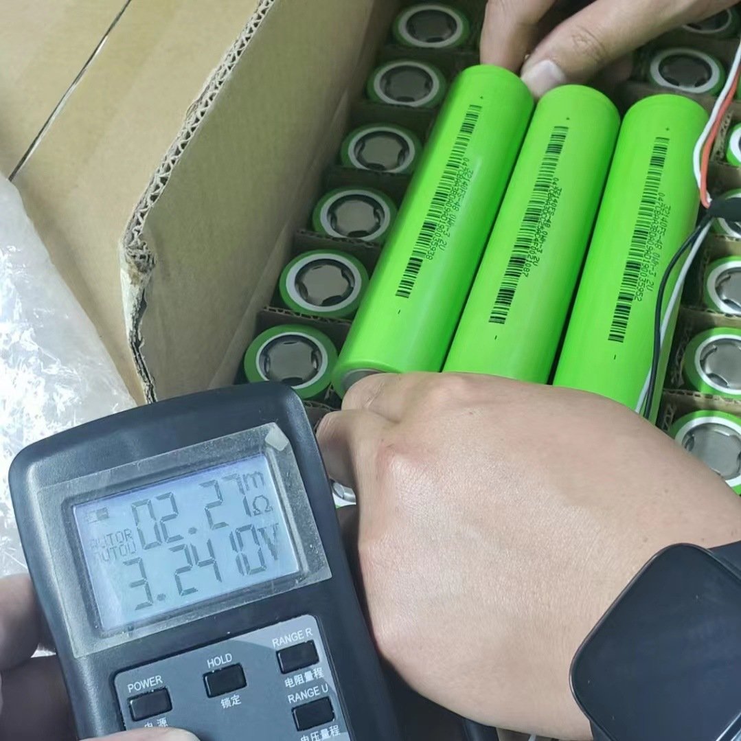 Hot sale LiFePO4 32140 33140 3.2V 15Ah Cylindrical lfp Cell for Energy Storage E-scooter EV ESS Battery