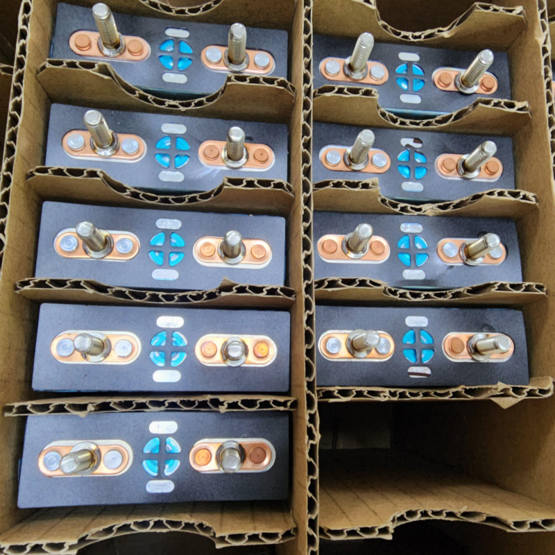 Lifepo4 3.2v 20Ah 21Ah 23Ah Lithium Ion Battery Prismatic Cells for Solar energy storage system Lithium Ion Battery