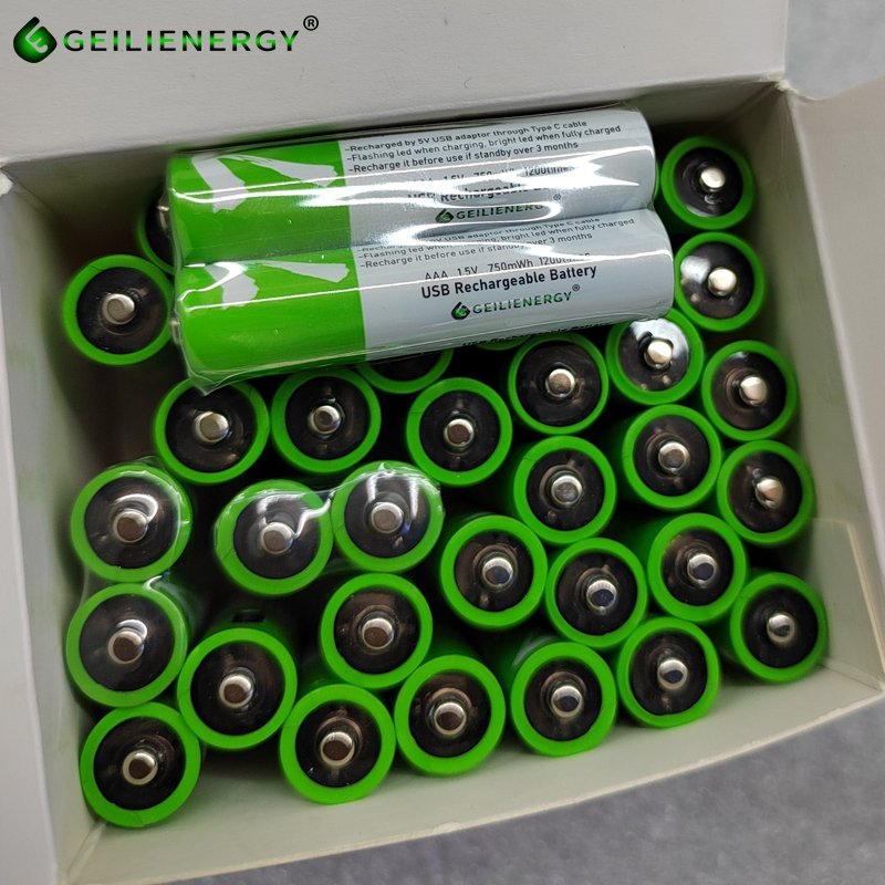 Wholesale Portable USB Rechargeable Batteries High Quality USB AAA Battery Rechargeable