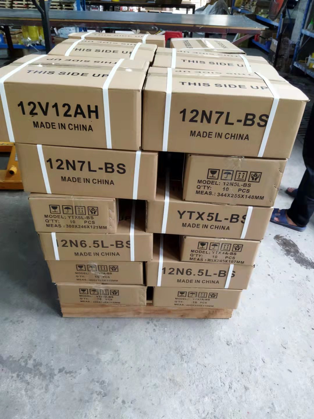 motorcycle battery YTX5L-BS factory price hot sell long life lead acid battery