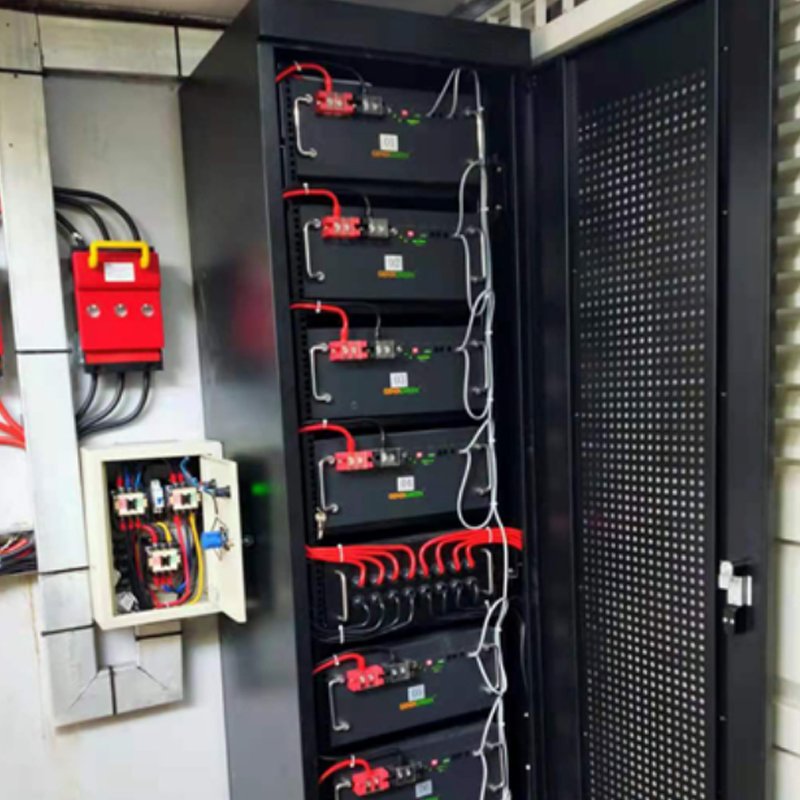 Rack Mount Phosphate Battery Solarbatterie 48v 100ah 200ah Llifepo4 51.2v 5kw Lifepo4 Lithium Ion Solar Storage Batteries