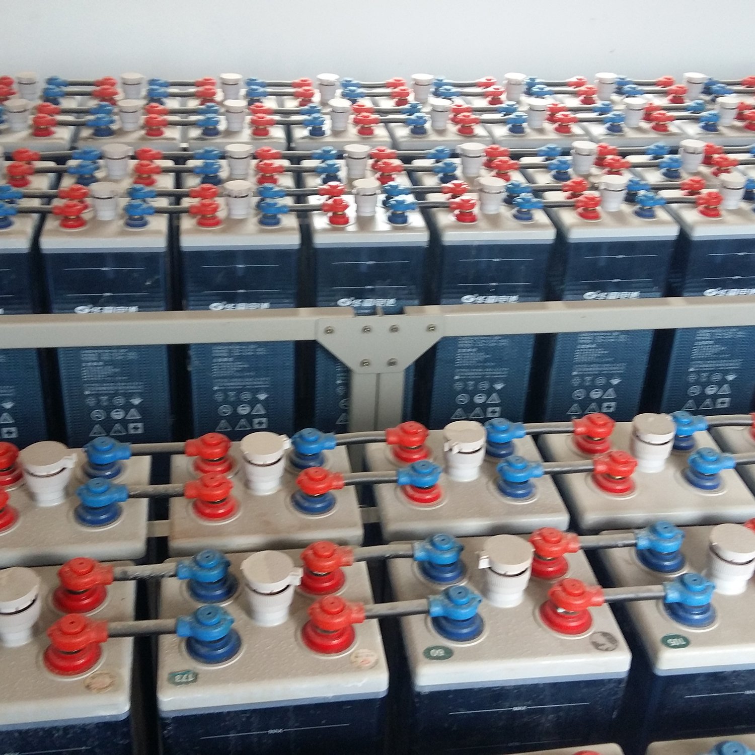 Factory Price Maintenance-free 12V 12 Volt 100Ah 200Ah 250Ah Lead Acid Battery