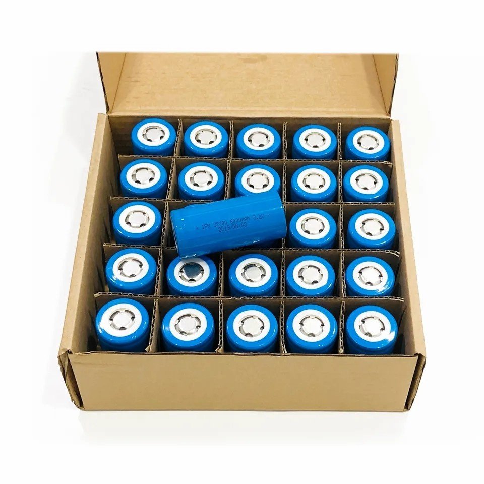 Cylindrical Lifepo4 Battery 32700 3.2v 6000mah Lithium Ion Battery For Power Storage Home Appliance