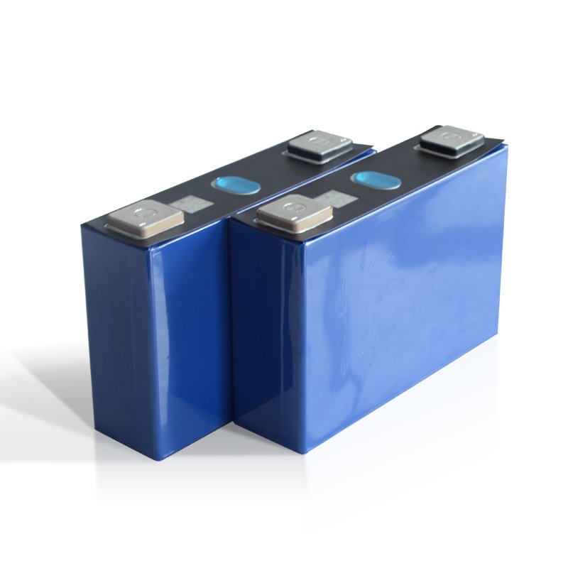 Factory hot sale 3.2v battery square li-ion battery with bus bar bolt deep cycle li-ion battery