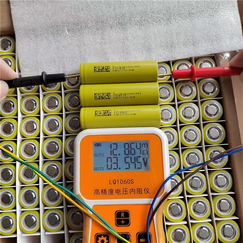 Available New 21700 cells D megc A-grade 21700 lithium battery 5000mah 3C 15A cylindrical 21700 lithium ion cell for power tools