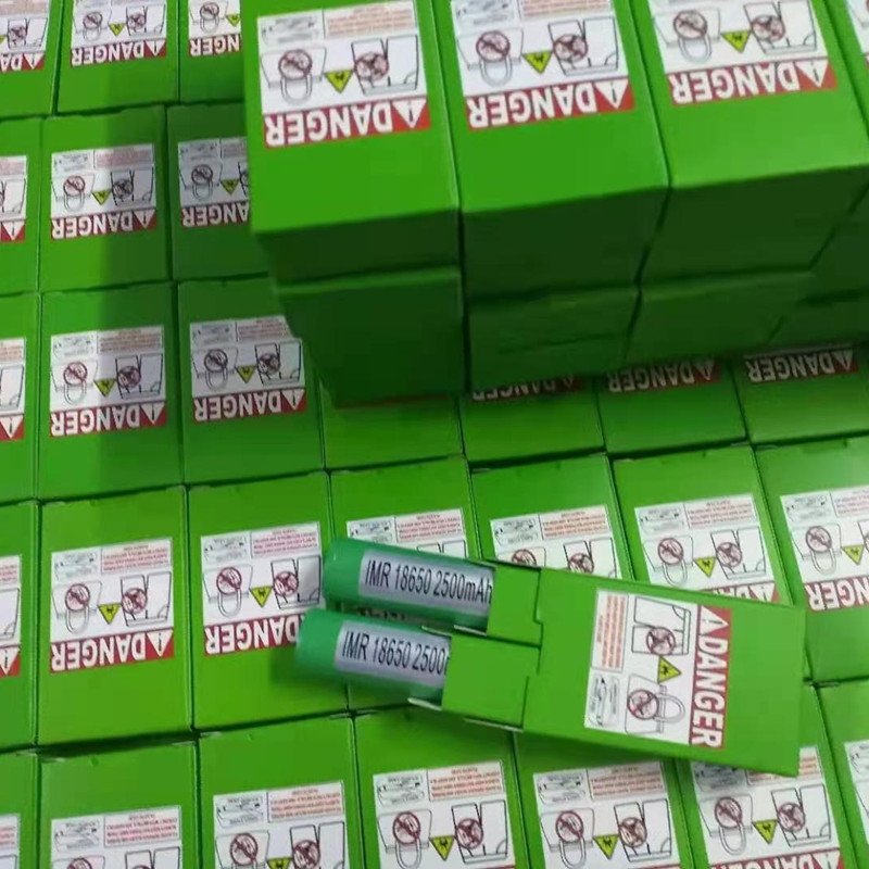 Wholesale 25R Cylindrical rechargeable lithium ion batteries 3.7v actual capacity 2500mah energy storage 18350 18650 battery