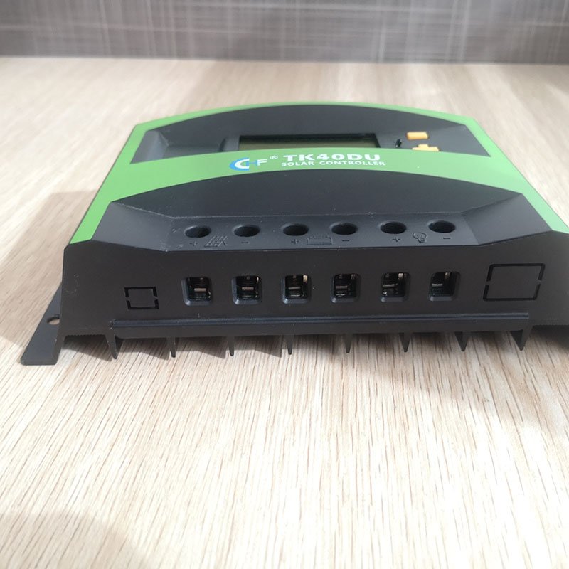 China Controller Manufacturer 40A 12V/24V Charge Lead Acid Battery PWM Solar Charge Controller