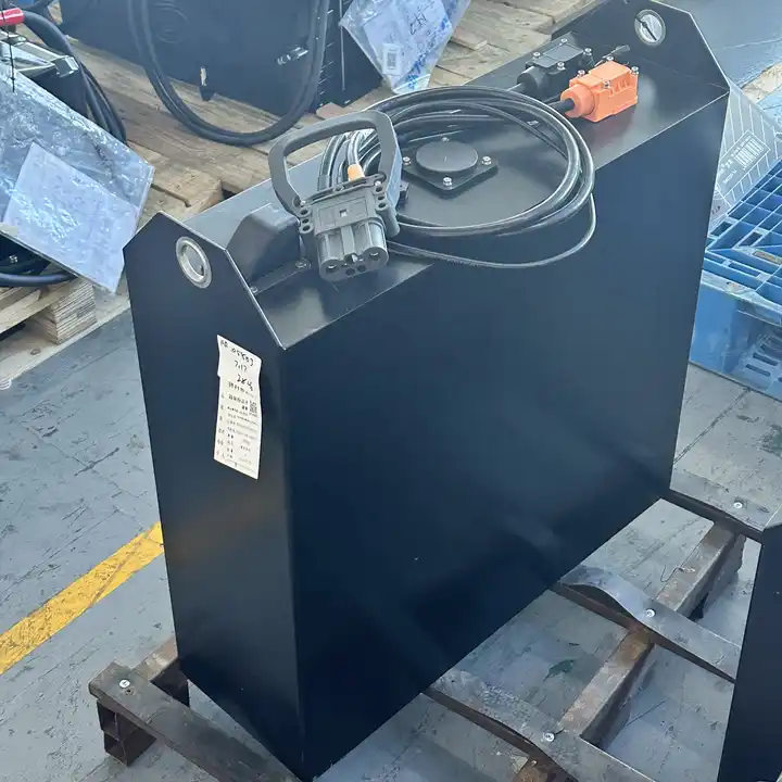 300Ah 24V Forklift Battery Fast Charge Lithium Forklift Battery 24V 25.6V 48V 51.2V 72V 80V 83.2V LiFePO4 Battery for Forklift