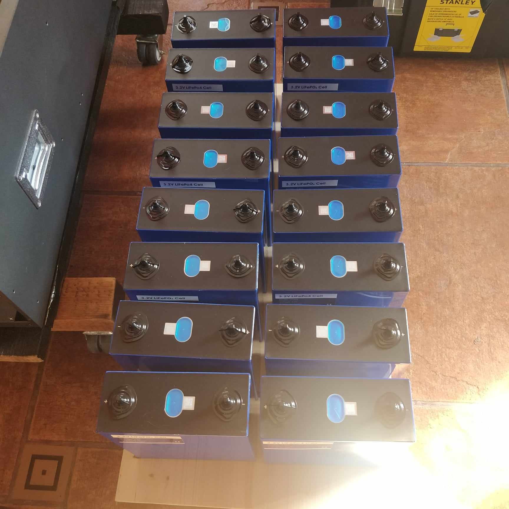 8000 Life Cycle Lf280K 3.2V 280 Ah Lifepo4 Cell Po4 Grade A 3.2 V Catl 200Ah 320Ah 280Ah Lifepo4 Akku Lithium Ion Battery Europe