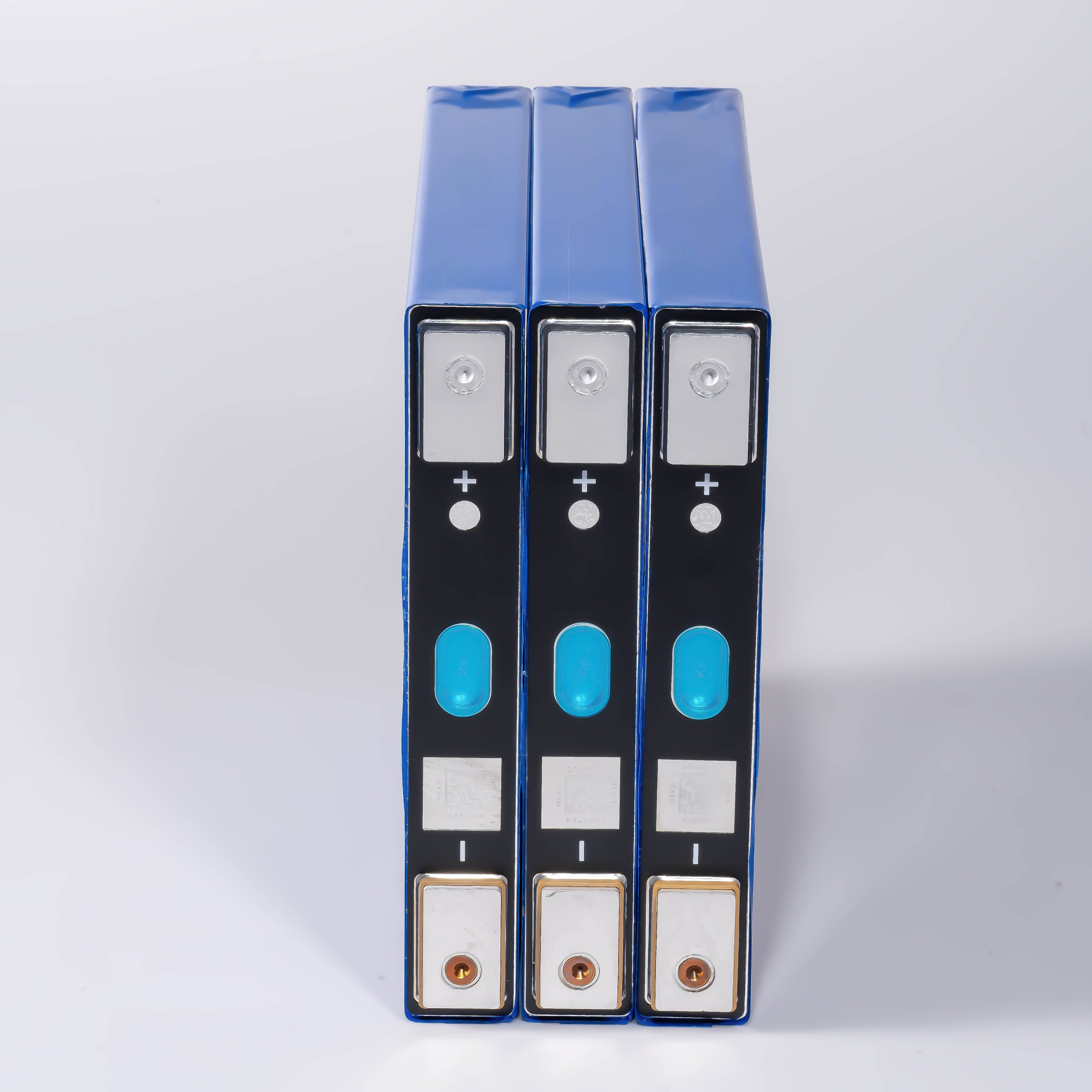 Cheap price 3.2V105Ah Phosphate Battery Cell Gotion Li-ion Battery For Electric Forklifts