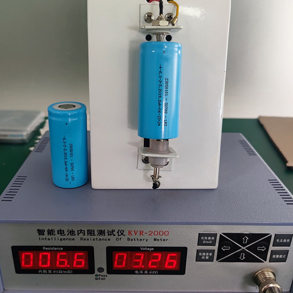 32700 6000mah 6200mah 3.2v Lfp Battery Lifepo4 Lithium Ion Batteries Cylindrical Cells 5C Rechargeable Battery For Solar Light