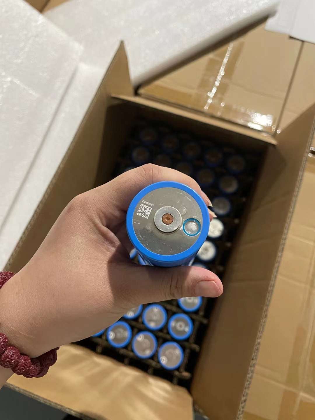 33140 3.2V 15Ah Lithium Ion Battery Pack Rechargeable Phosphate Cylindrical 15ah LiFePO4 Cell