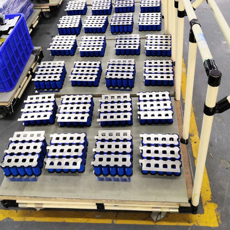 Factory price A grade 32700 6Ah LFP Electric scooter Solar Battery LiFePO4 IFR 32650 32700 3.2V 6000mAh high discharge lifepo4