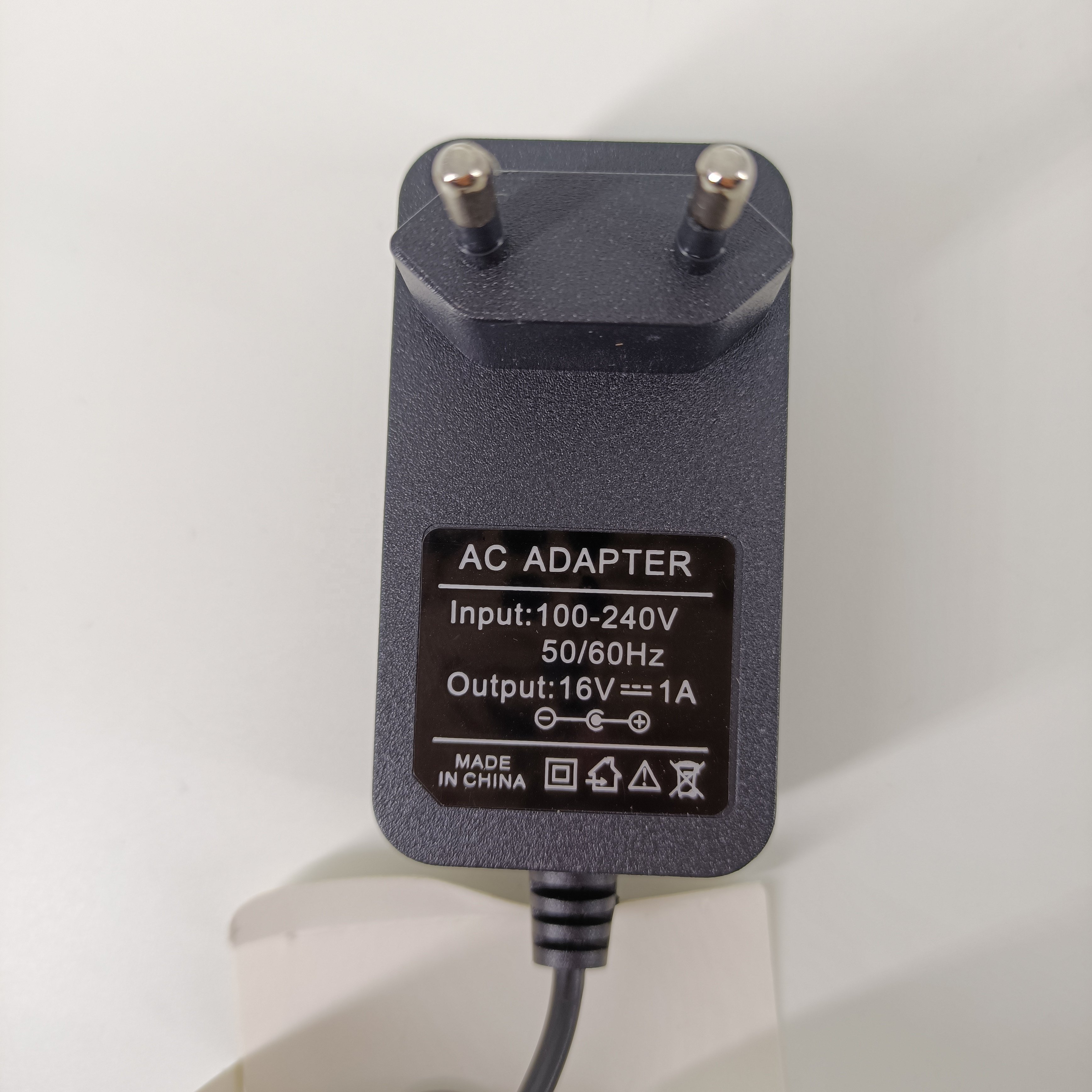 DC Solar Lighting System Emergency Power Bank Portable Solar Lighting Kits With Lead Acid Battery