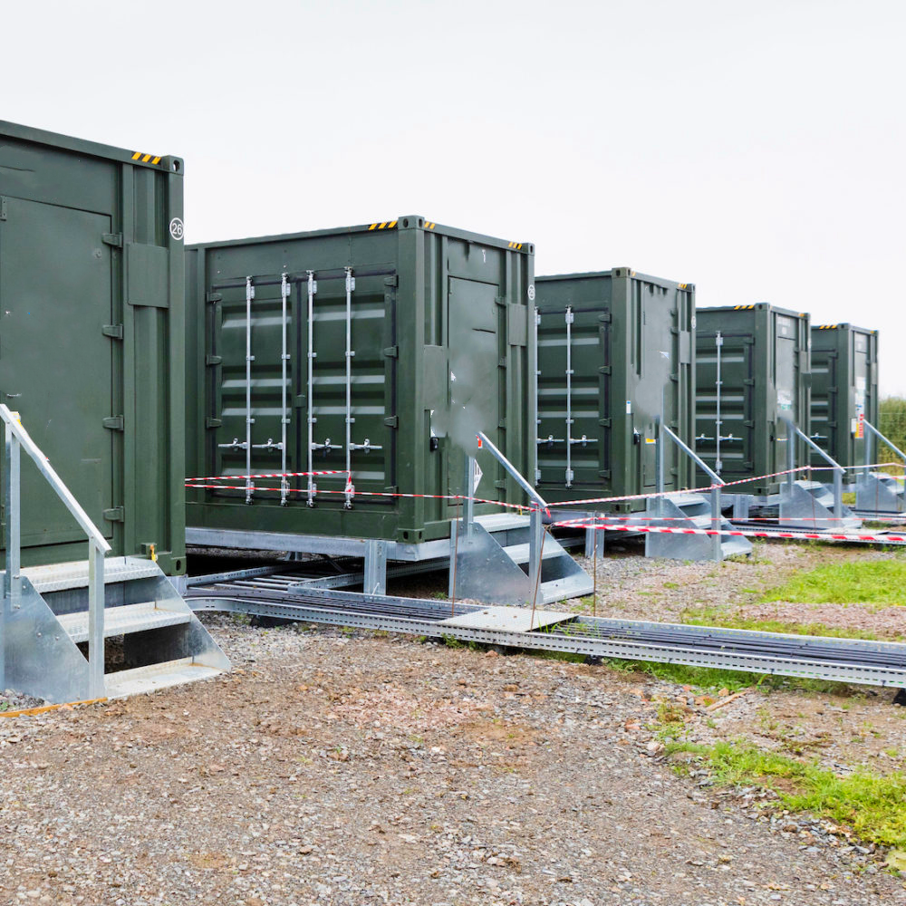 Chliss Customized 100Kw/215Kwh Modularized Integrated Micro Grid Battery Container Bess Solar Battery Energy Storage System