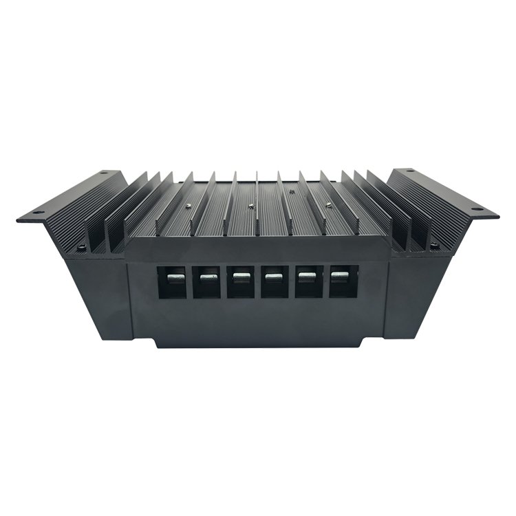 PWM Solar Char Controller Factory Price Mini Flexible 12V/24V System Volta ROHS Certified Lead-Acid Batteries 20A-80A Regulator