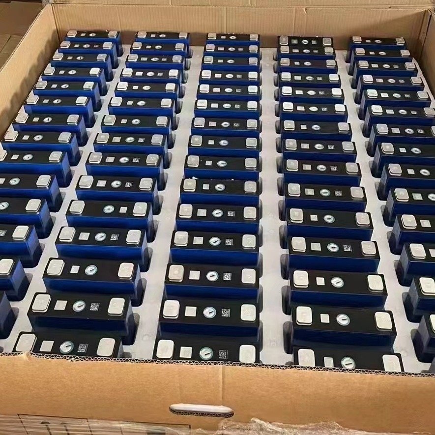 3.2v 50ah Lithium ion battery cells 50ah Grade A Lithium Iron Phosphate 50ah power cells Lifepo4 Battery Cells for EV