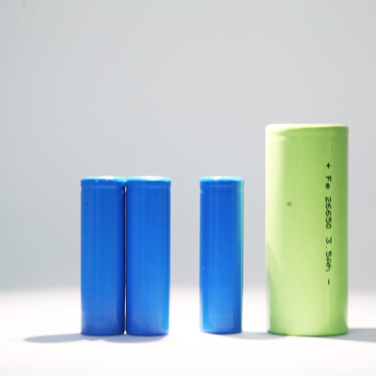 High magnification rechargeable batteries 3.7v lithium ion battery 18500 2000mah lithium ion battery for power tools