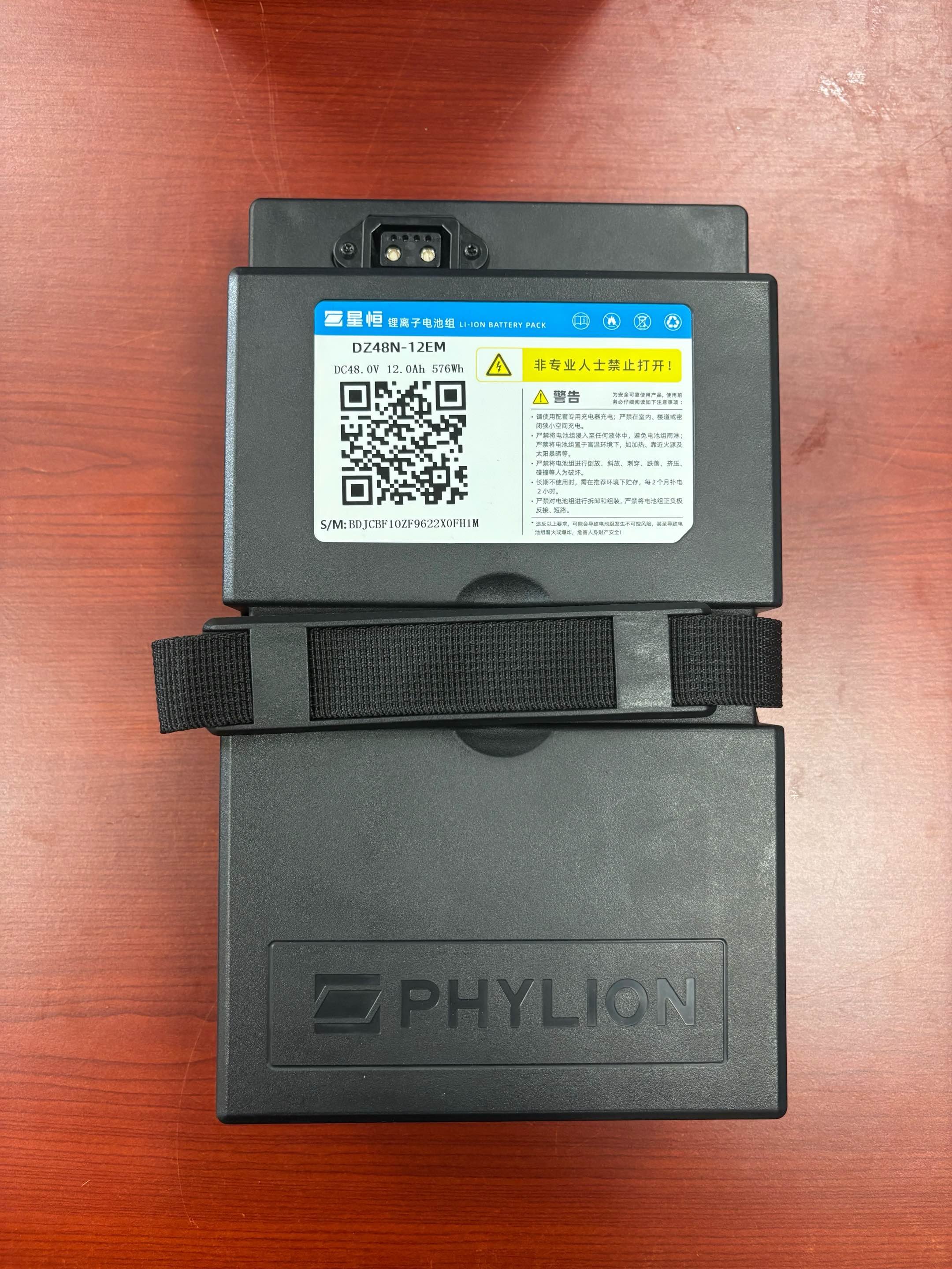 New Patented center power handle safe deep cycle lead acid battery rebuild prismatic lithium battery for motorcycle