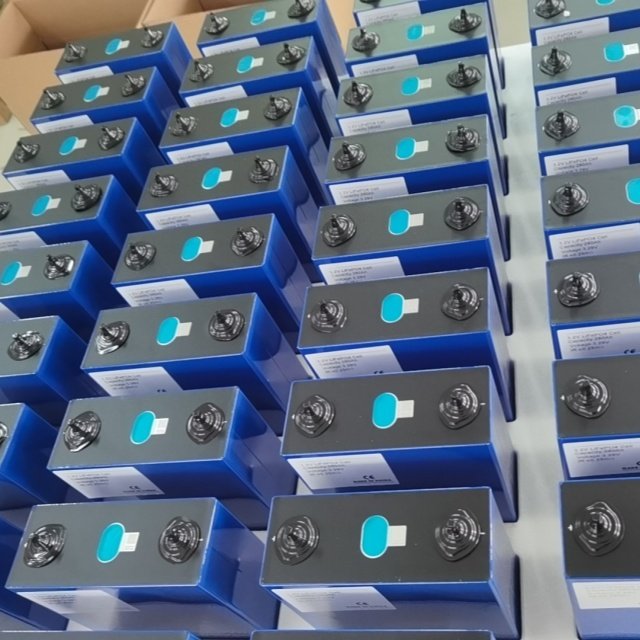 Eu Stock Free Tax EV LF280K 6000 Cycles Lifepo4 Battery Grade A 3.2V 280ah 304AH 320AH Lifepo4 Cell LF280 280Ah Lifepo4