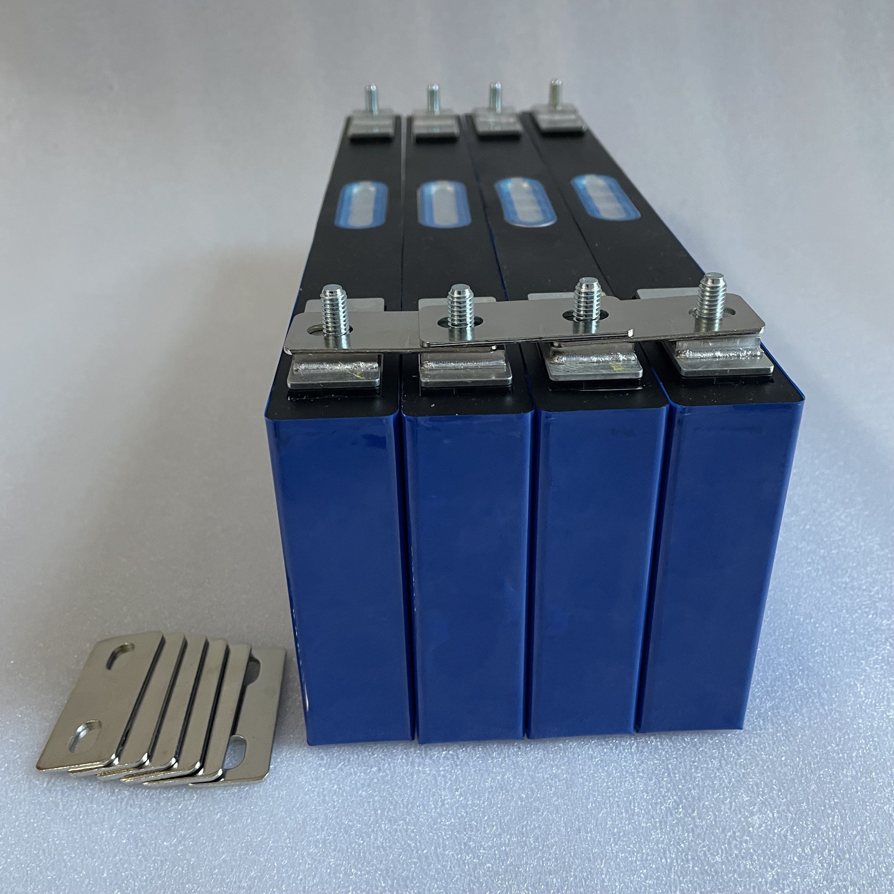 Brand New CATL Prismatic Lithium Ion Batteries 3.7V 116Ah 117Ah 120Ah NMC Rechargeable Battery Cell For EV Golf cart Forklift