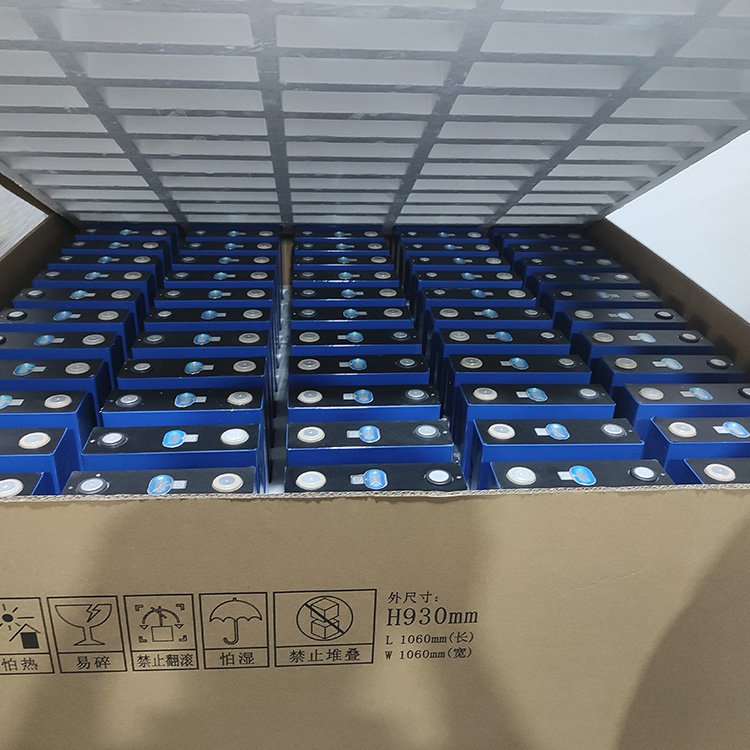 All-in-One 10KW 15KWH Hybrid Solar Energy System with Lithium Battery Monocrystalline Silicon Solar Panel Inverter Roof Mounting