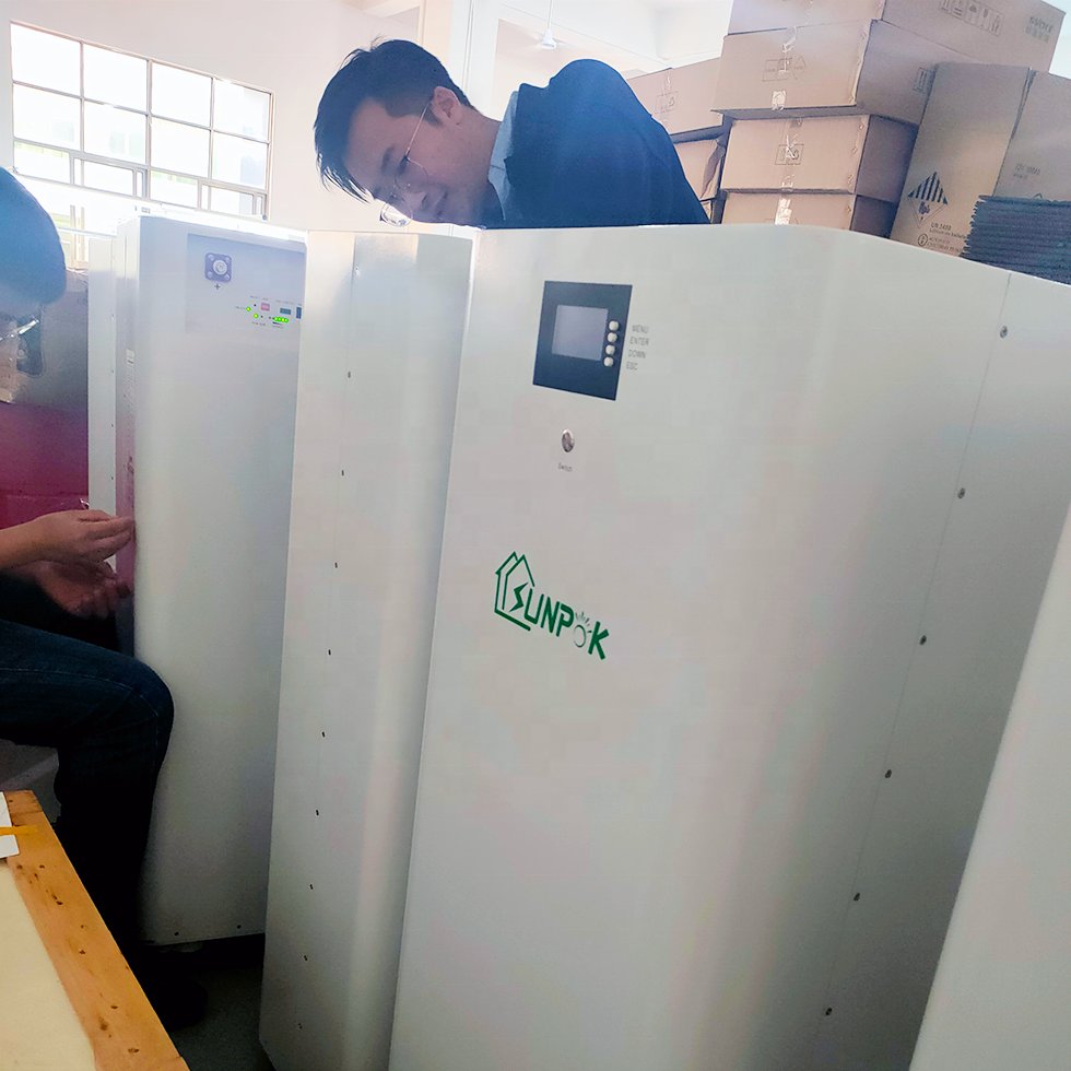 All-in-One 10KW 15KWH Hybrid Solar Energy System with Lithium Battery Monocrystalline Silicon Solar Panel Inverter Roof Mounting