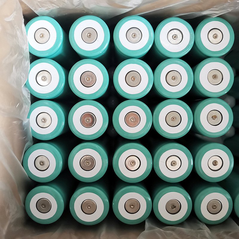32700 lithium iron phosphate battery 6000mAh vehicle outdoor energy storage 3.2V cycle 2000 times