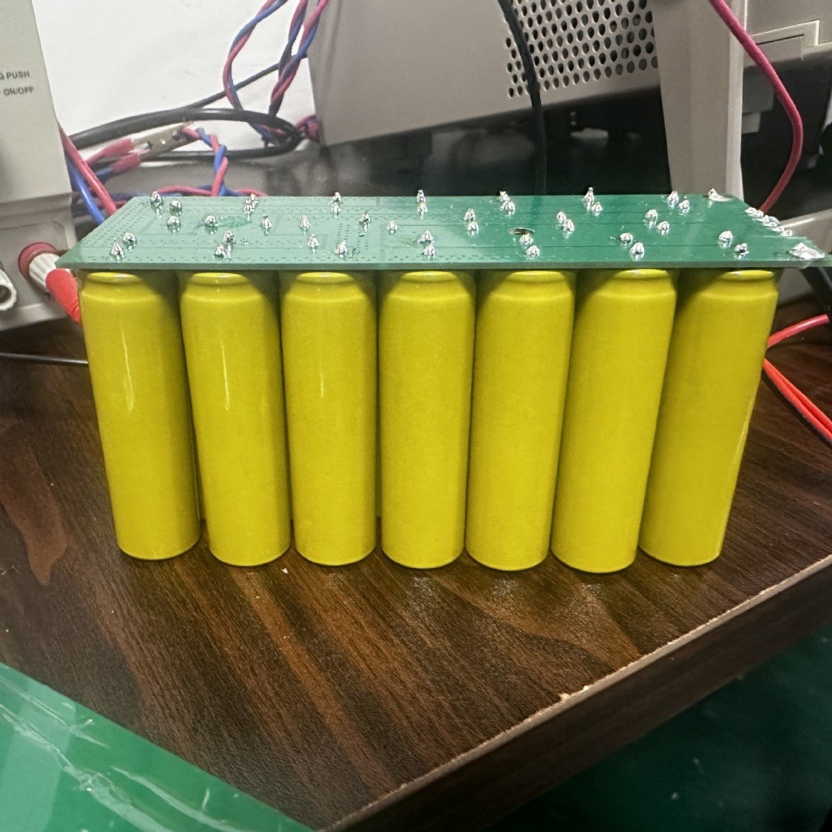 LFP cell pack 12v 24v capacitive cylindrical 16500 750mah phosphate iron phosphate portable battery pack