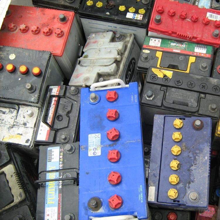 Top Quality Lead battery scrap/used car battery scrap/Drained Lead-Acid Battery for export