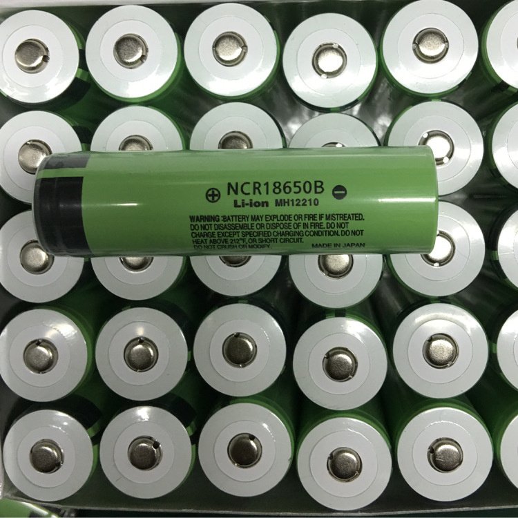 Wholesale 100% Original flat top/button NCR18650B 3.7V 3400mAh li-ion Battery 18650 NCR 18650B protected 18650 3400mAh Battery