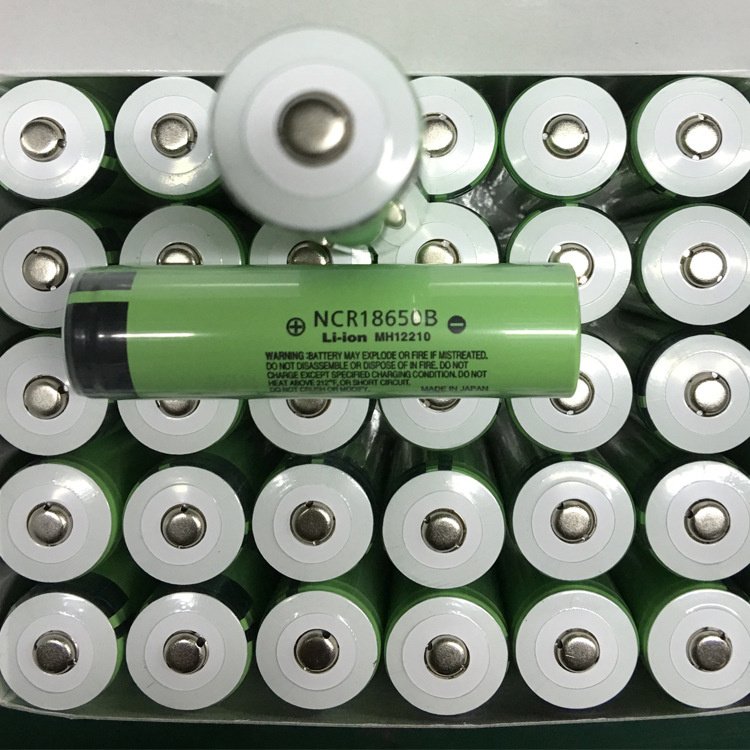 Wholesale 100% Original flat top/button NCR18650B 3.7V 3400mAh li-ion Battery 18650 NCR 18650B protected 18650 3400mAh Battery