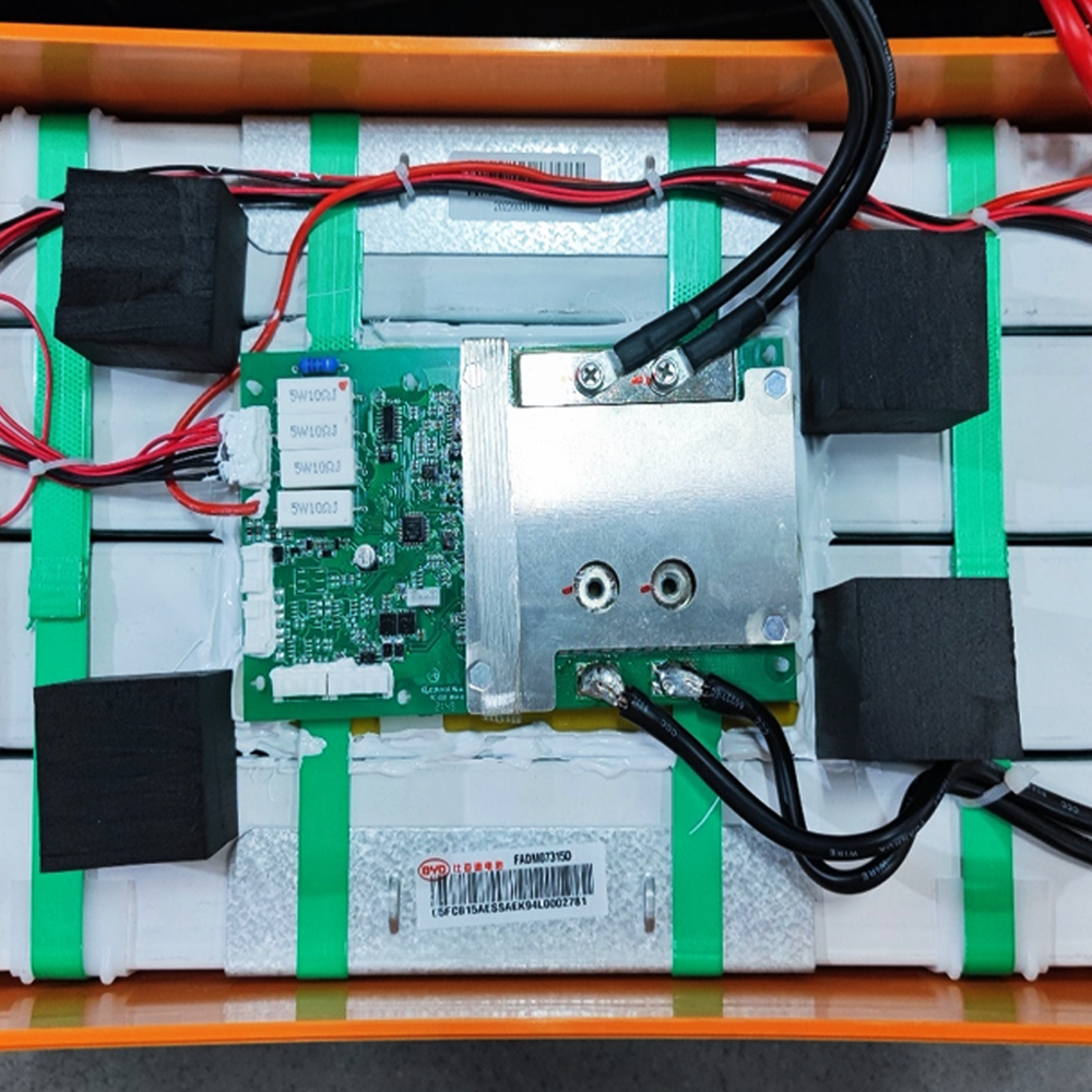 Lithium Batteries Maker 12V 100Ah 200Ah 300Ah 400Ah Lead Acid Battery Replacement
