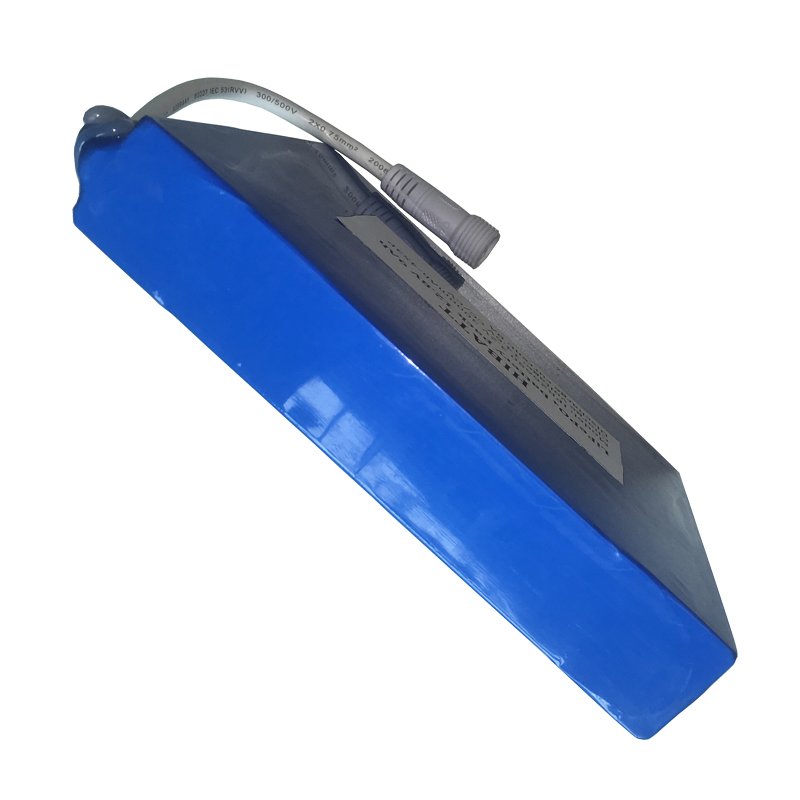12.8V High-Capacity Polymer Lithium Battery Solar Battery Portable Rechargeable Outdoor Battery