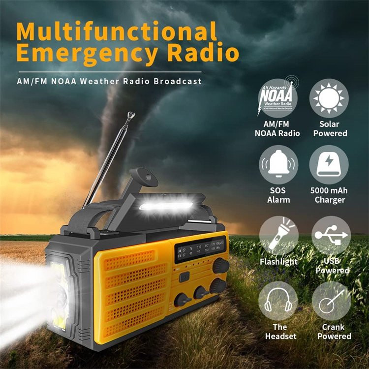 Outdoors High Capacity 8000Mah Power Bank SOS Emergency Call Solar Phone Charger