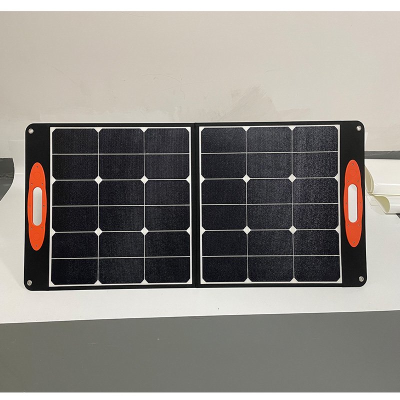 2022 High Efficiency Portable solar panel 18V 100W Portable Outdoors Folding Solar Charger for home use