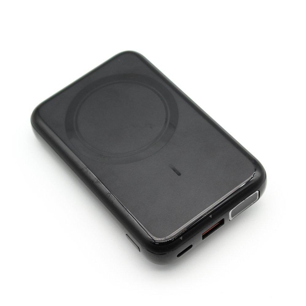 2024 New W2 Portable Power Bank 10000mah High Capacity External Battery Power Bank Wireless Charger Magnetic With Phone Holder