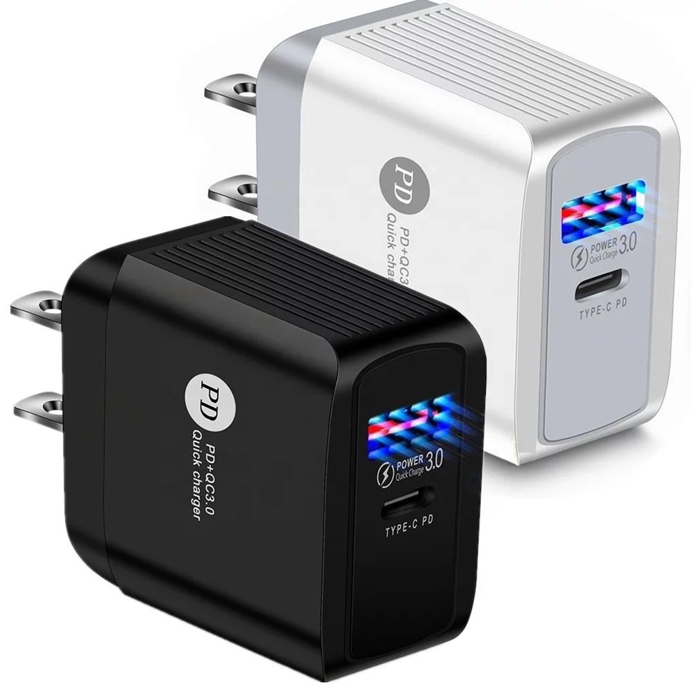 2022 hot new product QC3.0+PD20W 20wPD mobile phone tablet mobile power headset multi-function charger